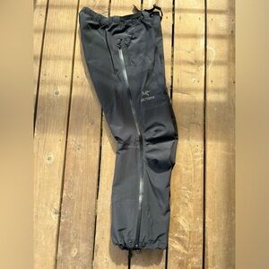 Arc’teryx Beta AR pants